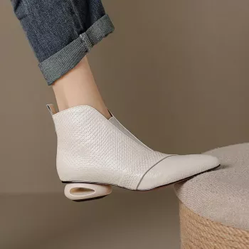 Pointed-Toe Leather Wedge Ankle Boots for Winter